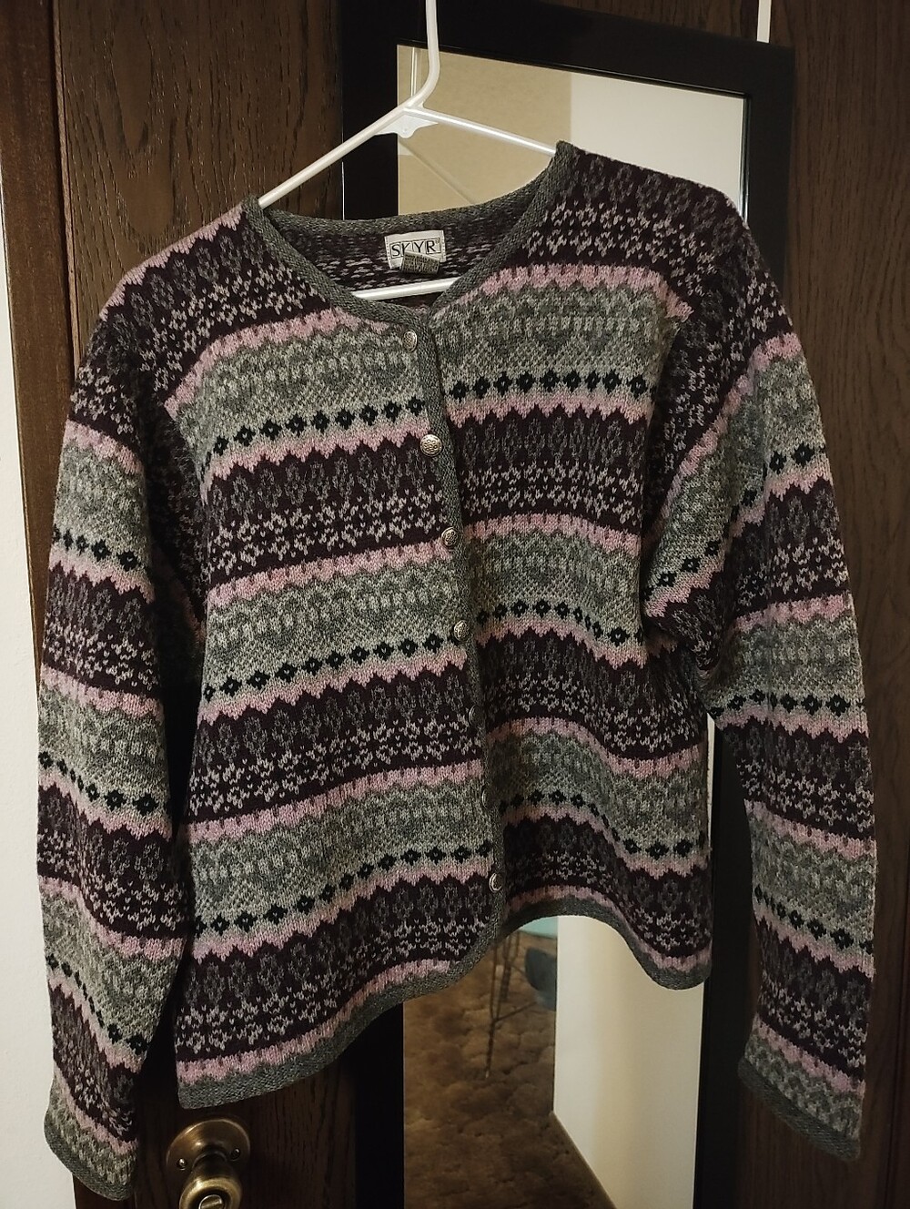 Vintage Skyr 100% Wool Fairisle Button-Down Sweater